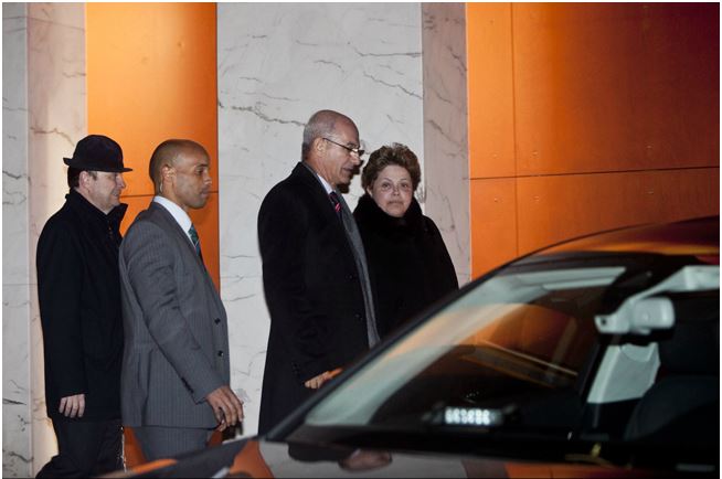 Dilma à saída do restaurante estrelado Crédito: Nuno Fox, Expresso