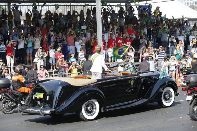 Entusiasmo "espontâneo" só mesmo na tribuna da torcida organizada